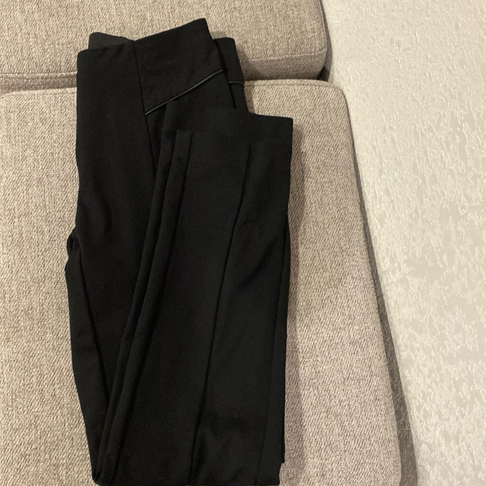 Alfani women’ s dress pants size 2 black